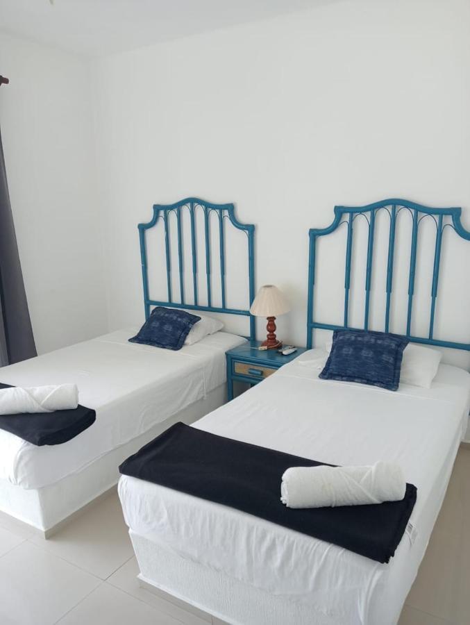 Magnifico Departamento, Cocina Equipada, 2 Recamaras 2 Banos , Hasta 6 Personas, 3 Albercas, Playa A 50 Mts Wifi, Aire Acondicionado Apartman Manzanillo Kültér fotó