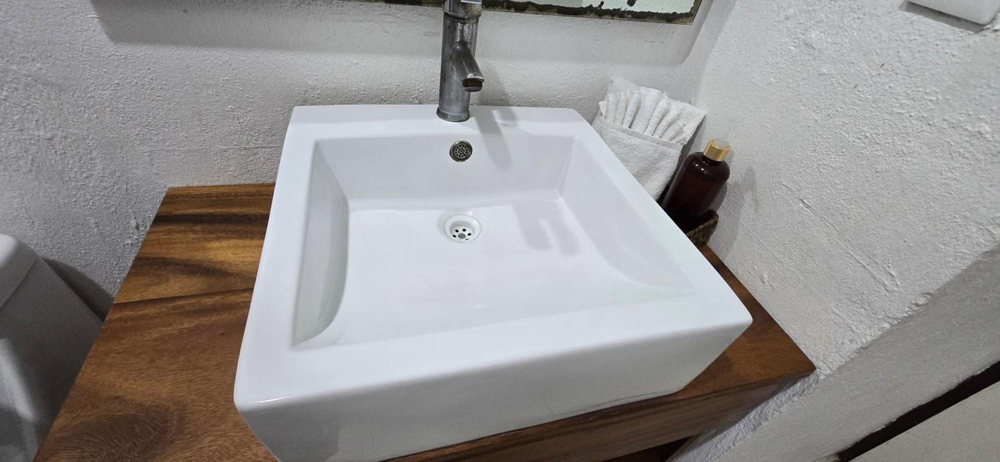 Magnifico Departamento, Cocina Equipada, 2 Recamaras 2 Banos , Hasta 6 Personas, 3 Albercas, Playa A 50 Mts Wifi, Aire Acondicionado Apartman Manzanillo Kültér fotó