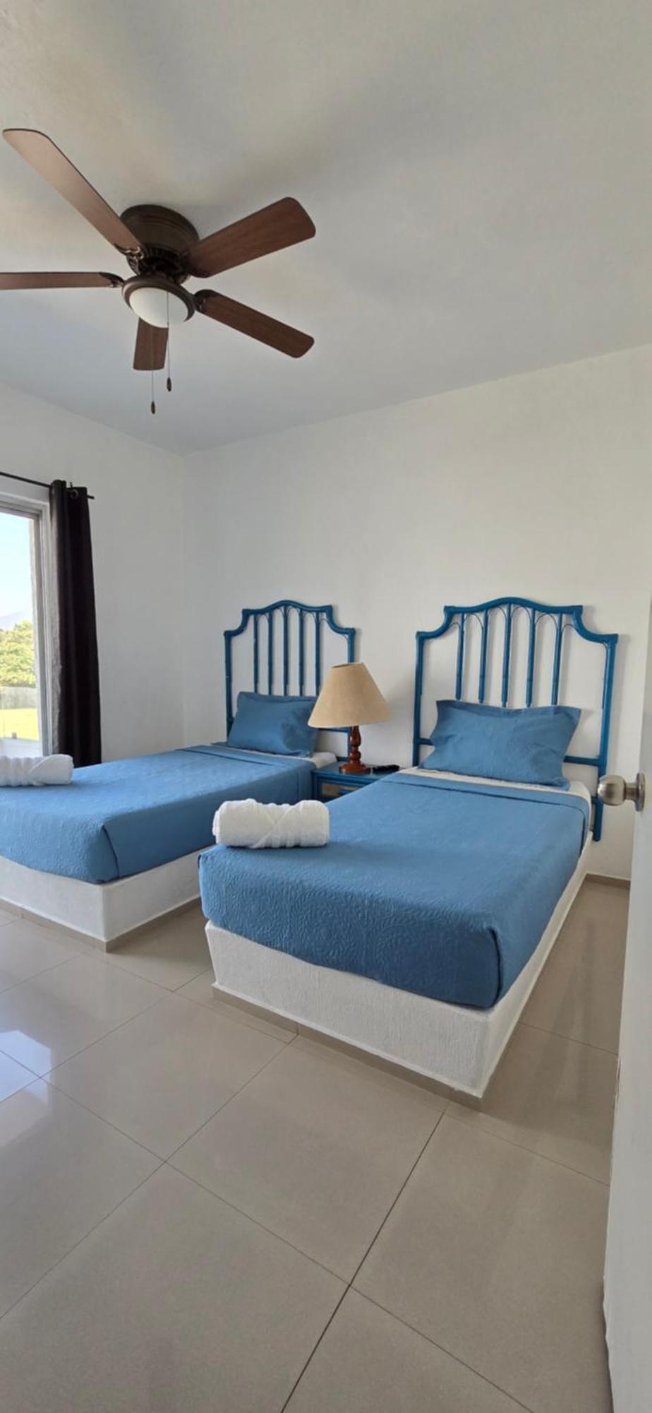 Magnifico Departamento, Cocina Equipada, 2 Recamaras 2 Banos , Hasta 6 Personas, 3 Albercas, Playa A 50 Mts Wifi, Aire Acondicionado Apartman Manzanillo Kültér fotó